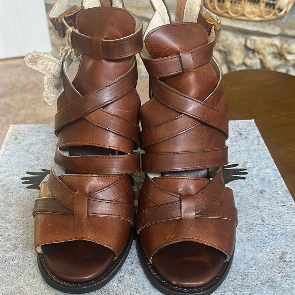 New In Box Freebird by Steven Claw Cognac Leather Heeled Sandal - Cognac - Picture 2 of 5